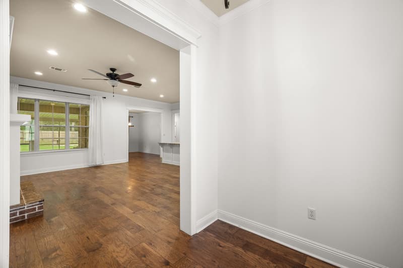 Foyer living room at 30 Broad Leaf Cove, Petal, Mississippi